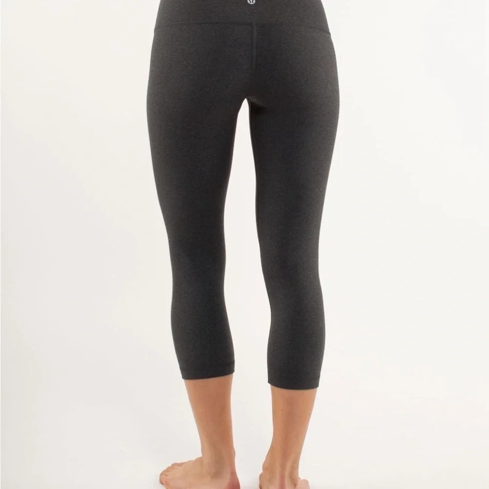 Lululemon Wunder Under Crop 21” Sz 6 Heathered Charcoal Luxtreme Leggings